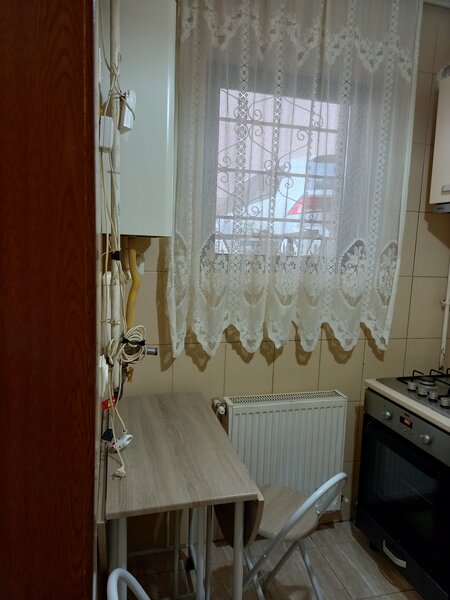 Ozana, Trapezului, apartament 2 camere, inchiriere.